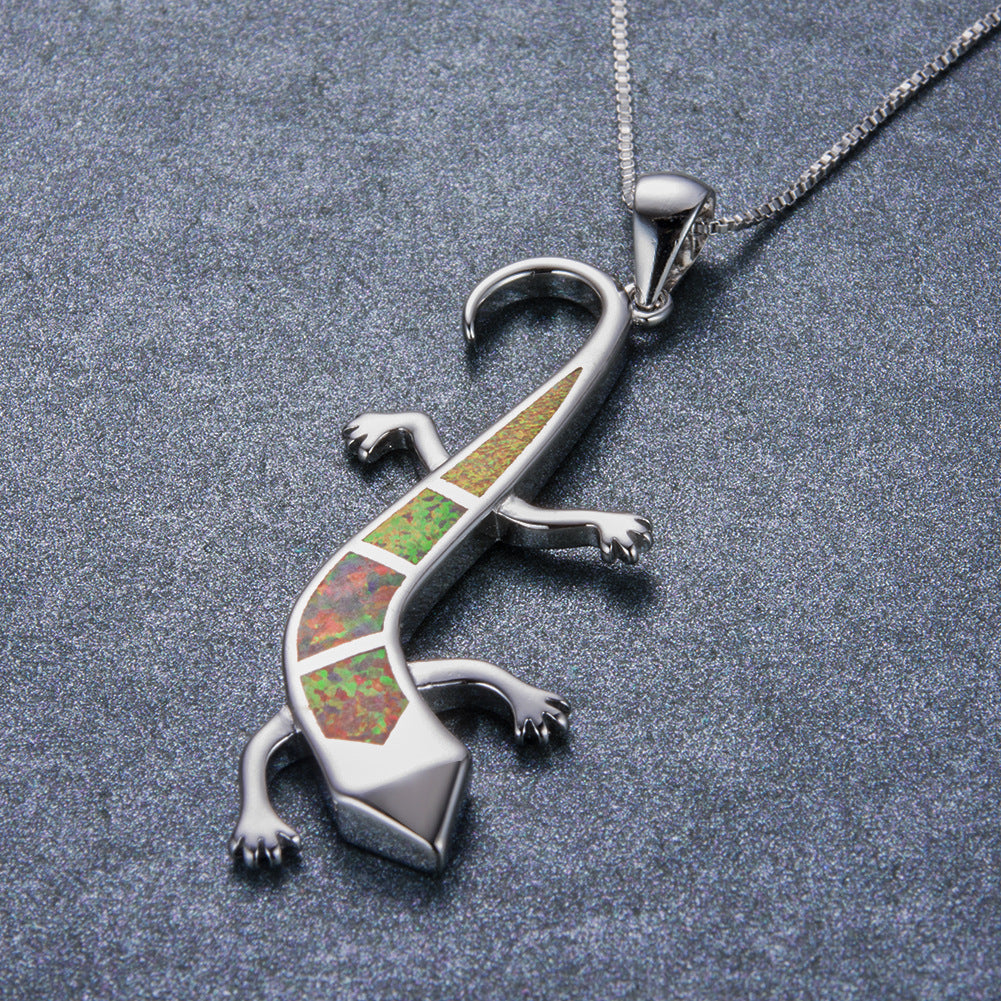 Collar con Colgante de Lagarto de Plata S925 y Diseño de Ópalo